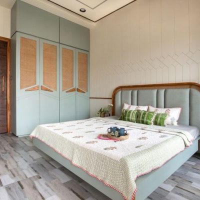 9bf4b947ced084b878bd13fe2a85eb32